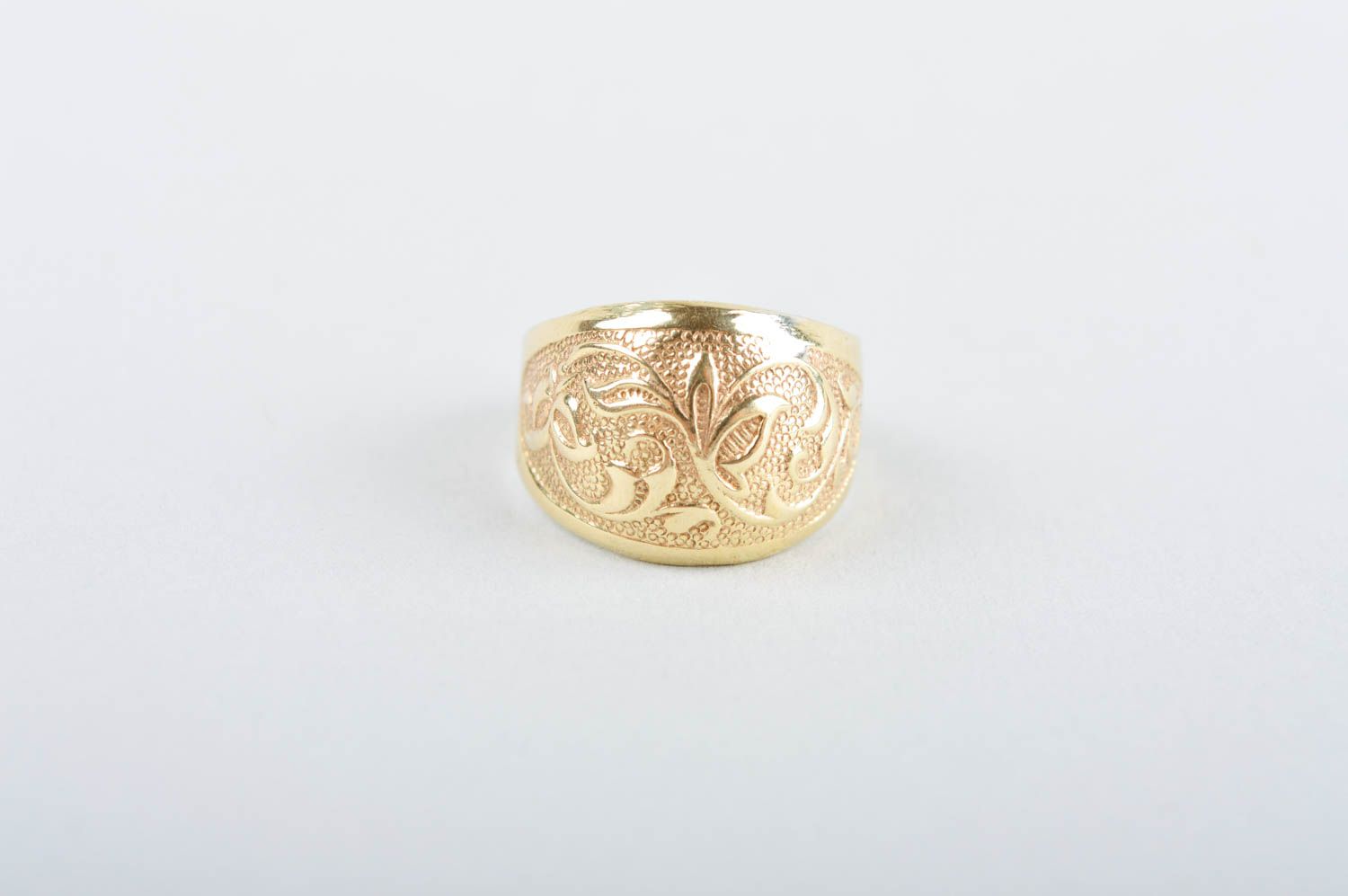 Beautiful handmade metal ring patterned brass ring cool metal jewelry ideas photo 3