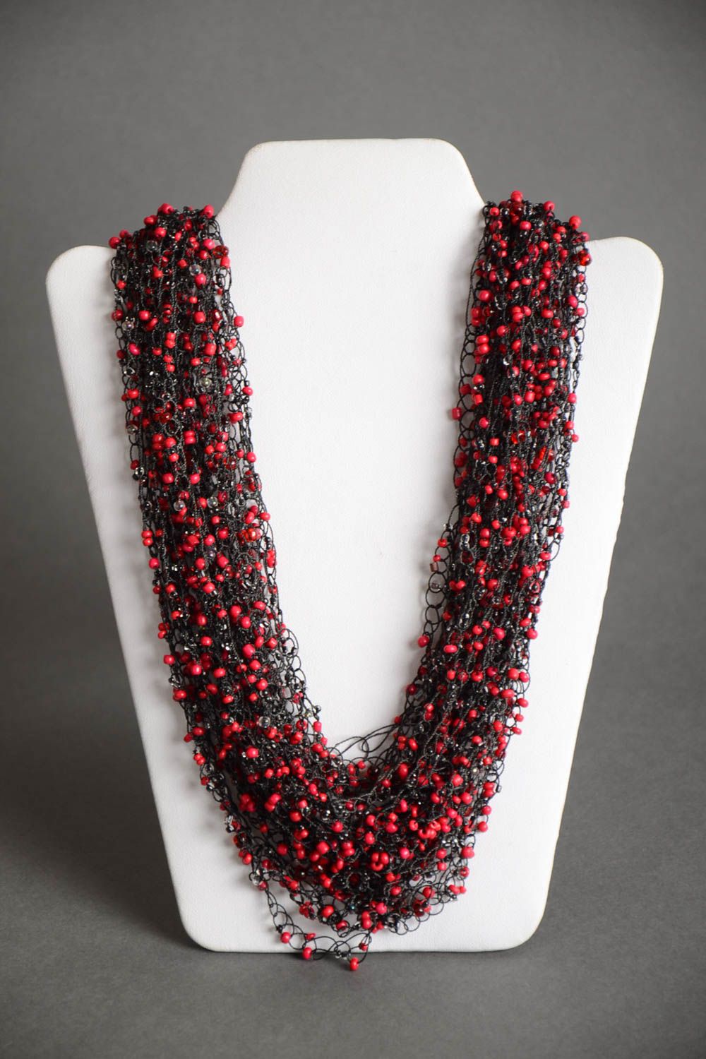 Handmade crocheted beaded necklace in passionate red and black color combination photo 2