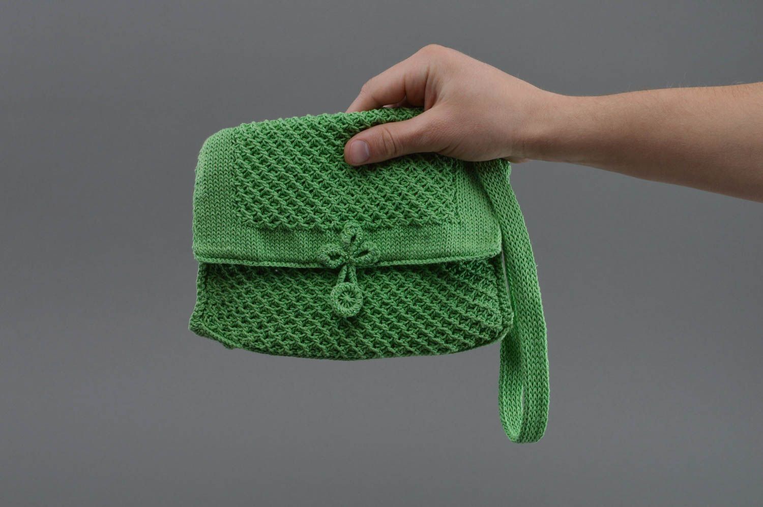 Bolso tejido a ganchillo de algodón al hombro original artesanal verde bonito foto 4