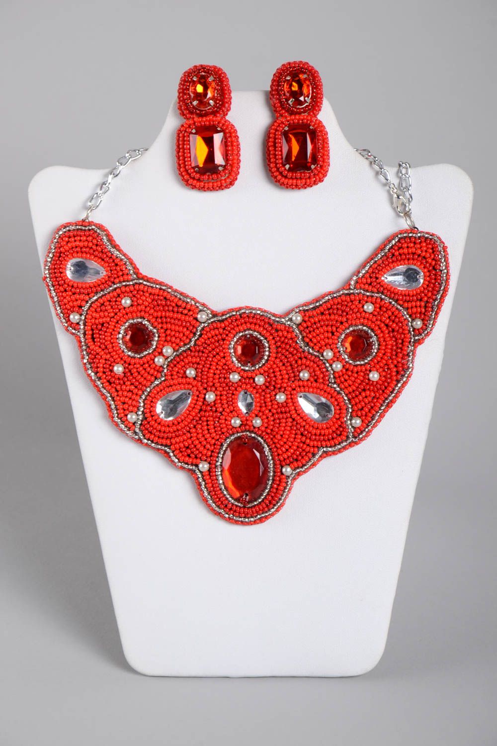 Conjunto de bisutería hecho a mano rojo collar y pendientes accesorio para dama foto 2