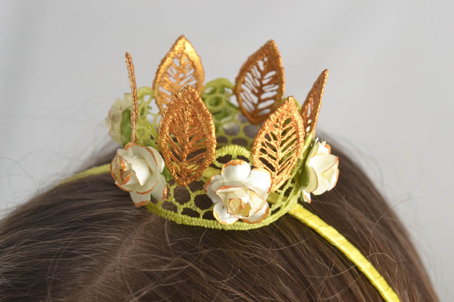 Serre-tête couronne fait main Accessoire coiffure Cadeau original pour fille photo 1