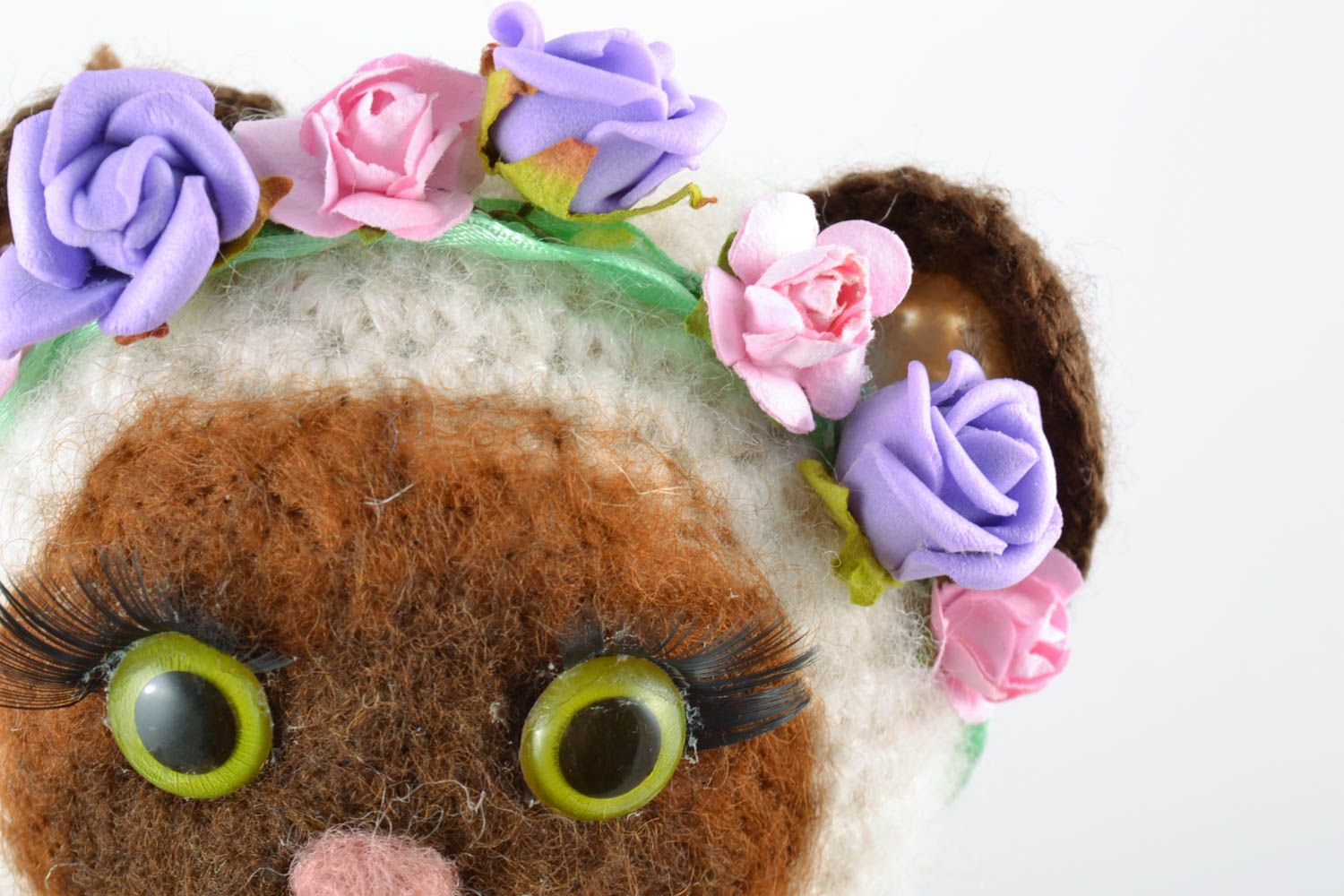 Kleines nettes Kuscheltier Katze handmade aus Wolle bunte für Kleinkinder foto 5