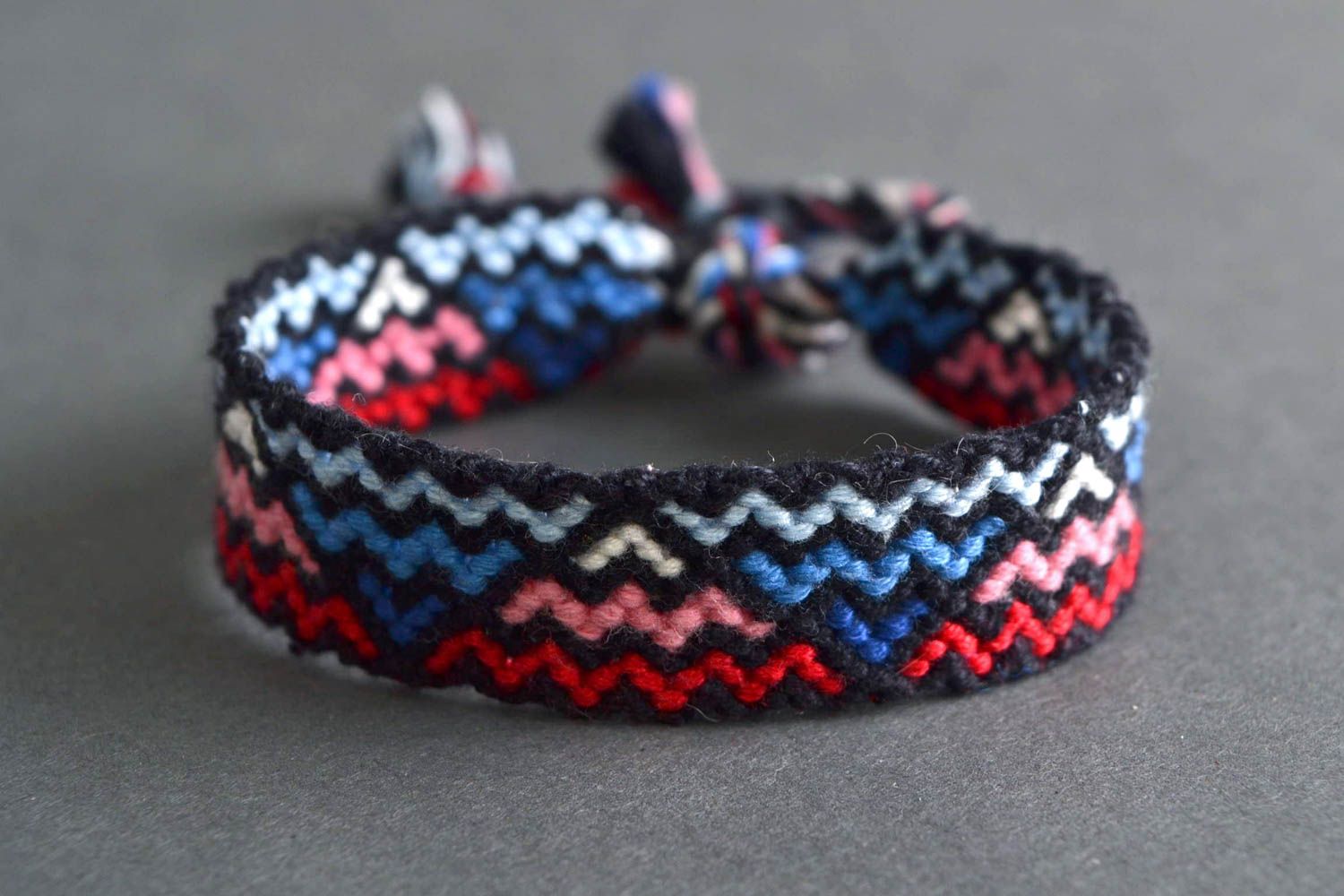 Bracelet tressé en fils moulinés macramé unisexe multicolore à motif fait main photo 1