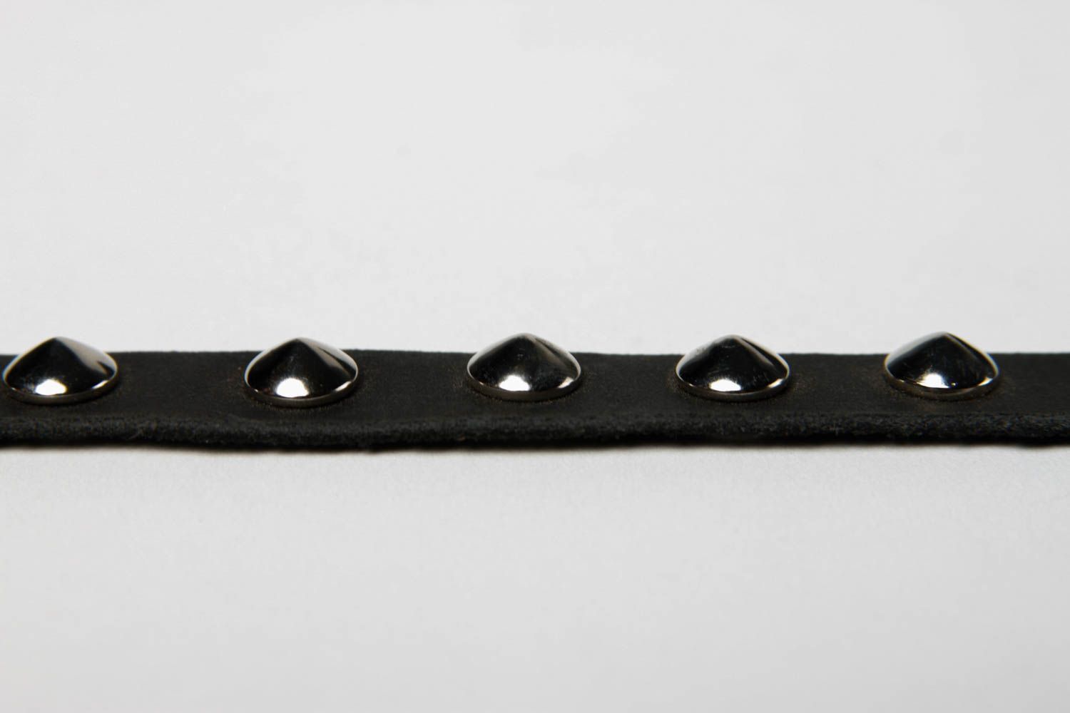 Bracelet cuir Bijou fait main noir Accessoire tendance fourniture métallique photo 5