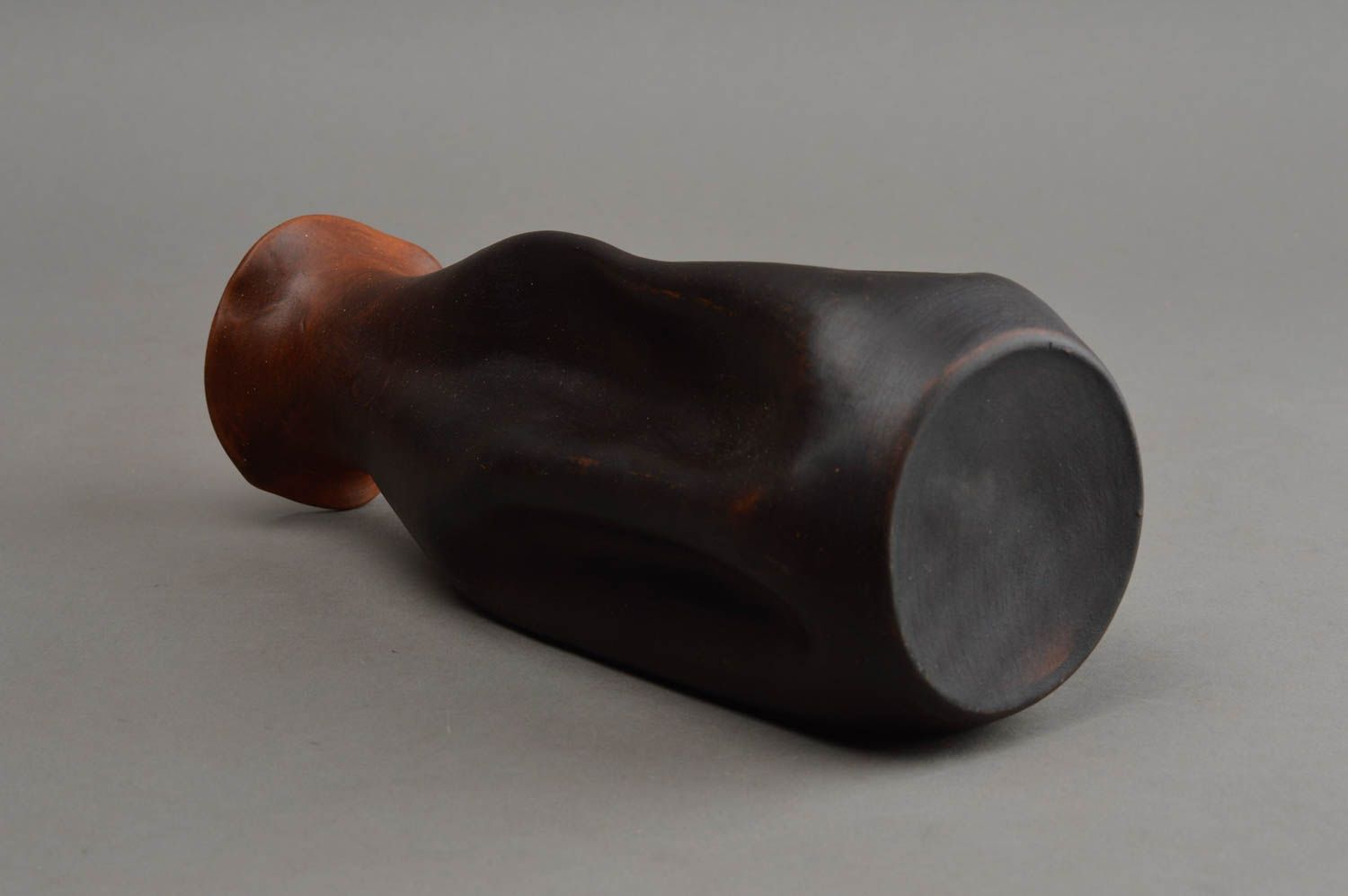 Vase décoratif fait main brun en céramique forme originale pour intérieur 60 cl photo 4