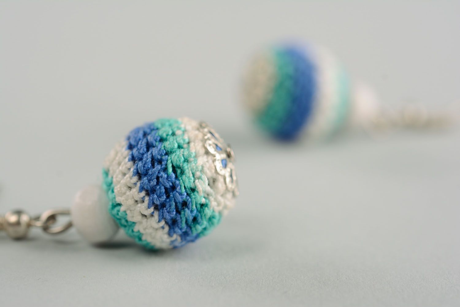 Earrings with beads crocheted over with cotton threads photo 3