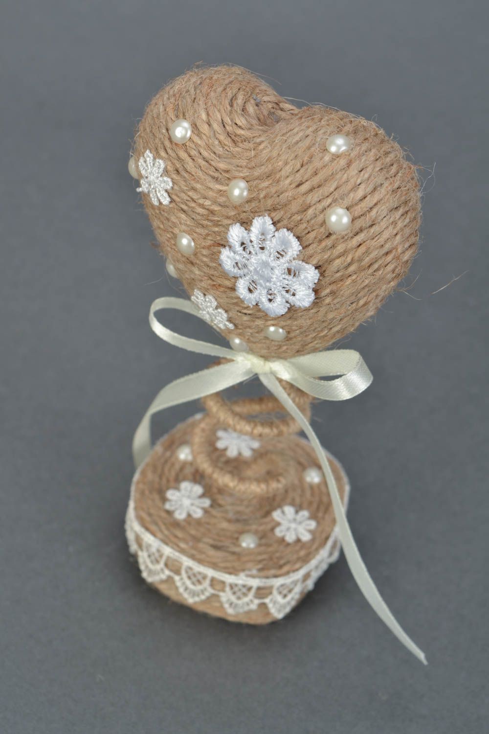 Handmade small heart-shaped beige interior decorative tree topiary with beads photo 5