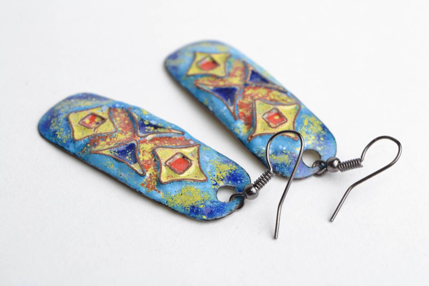 Handmade unusual long dangling blue enameled copper earrings with relief pattern photo 4