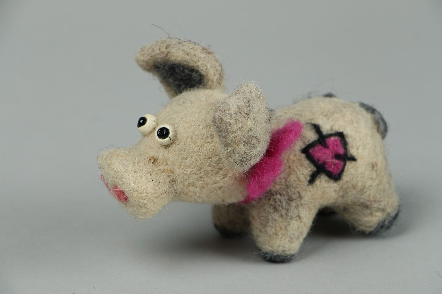 Felted toy Piggy photo 1
