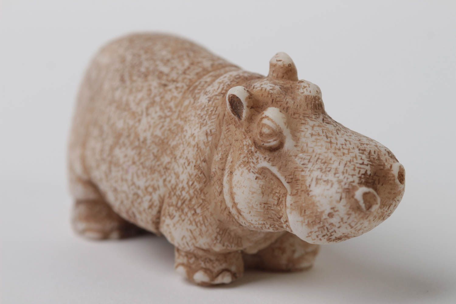 Handmade resin statuette designer hippo figurine home interior netsuke photo 2