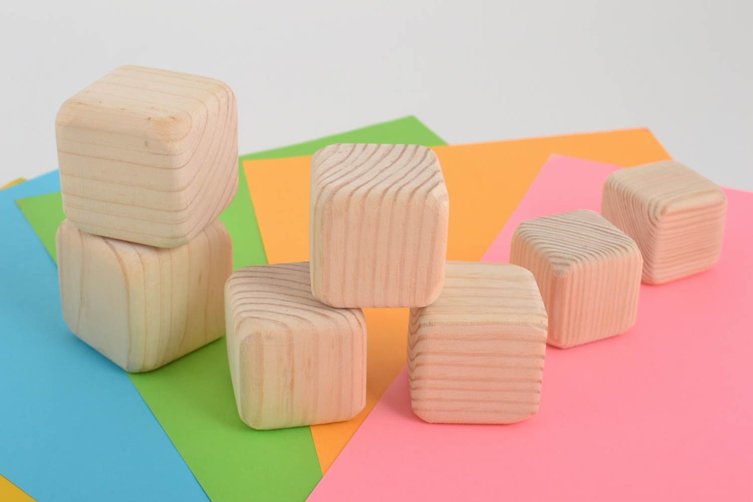 Симпатичные кубики для декупажа 7 штук изготовленные из сосны ручной работы фото 1
