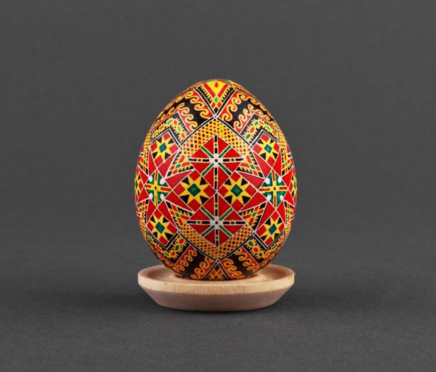 Easter painted egg photo 2