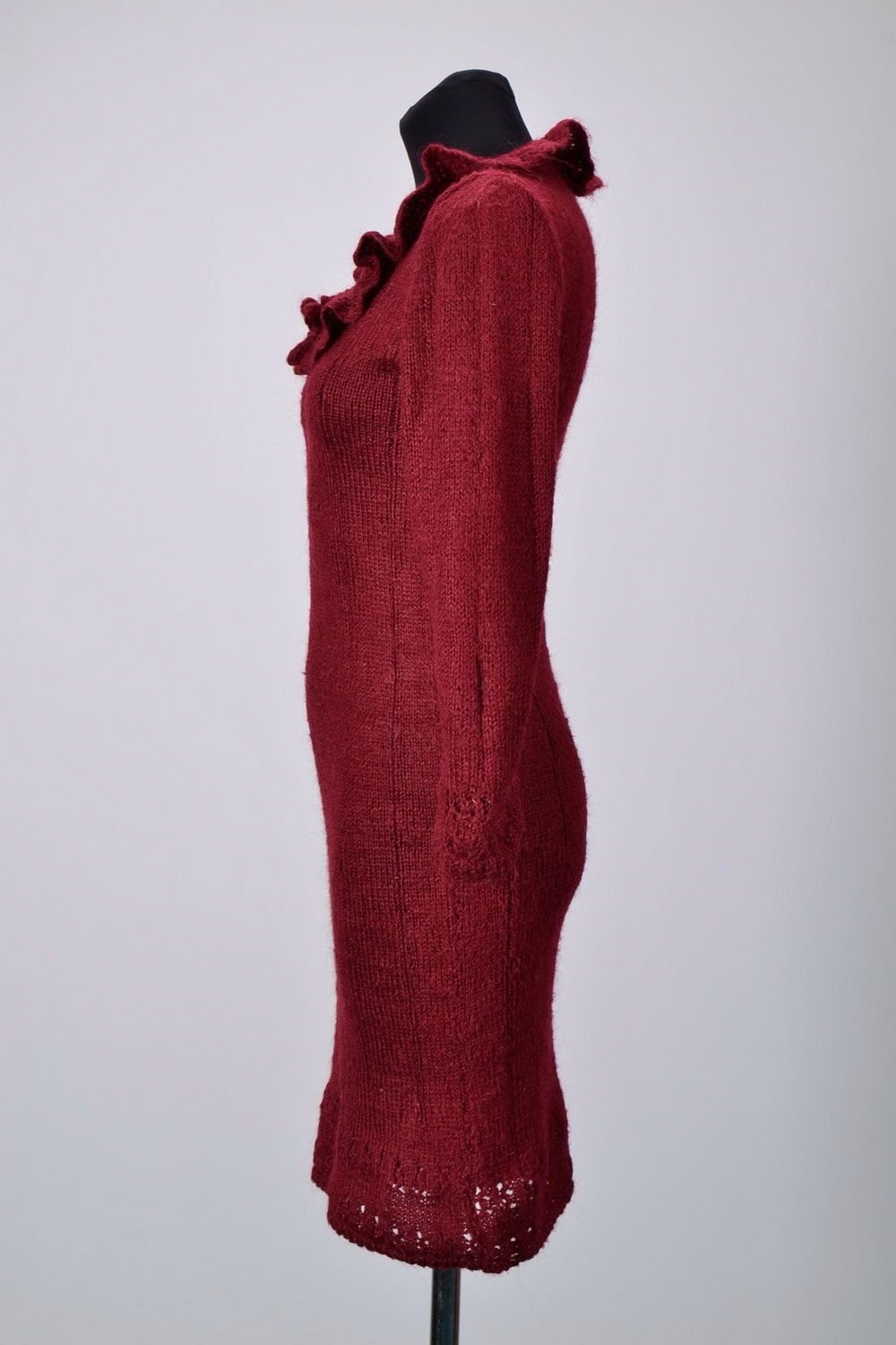 Robe tricotée en laine couleur rouge photo 4