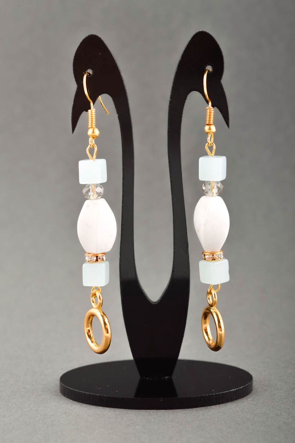 Handmade Schmuck Ohrringe Accessoire für Frauen lange Ohrringe mit Steinen foto 1