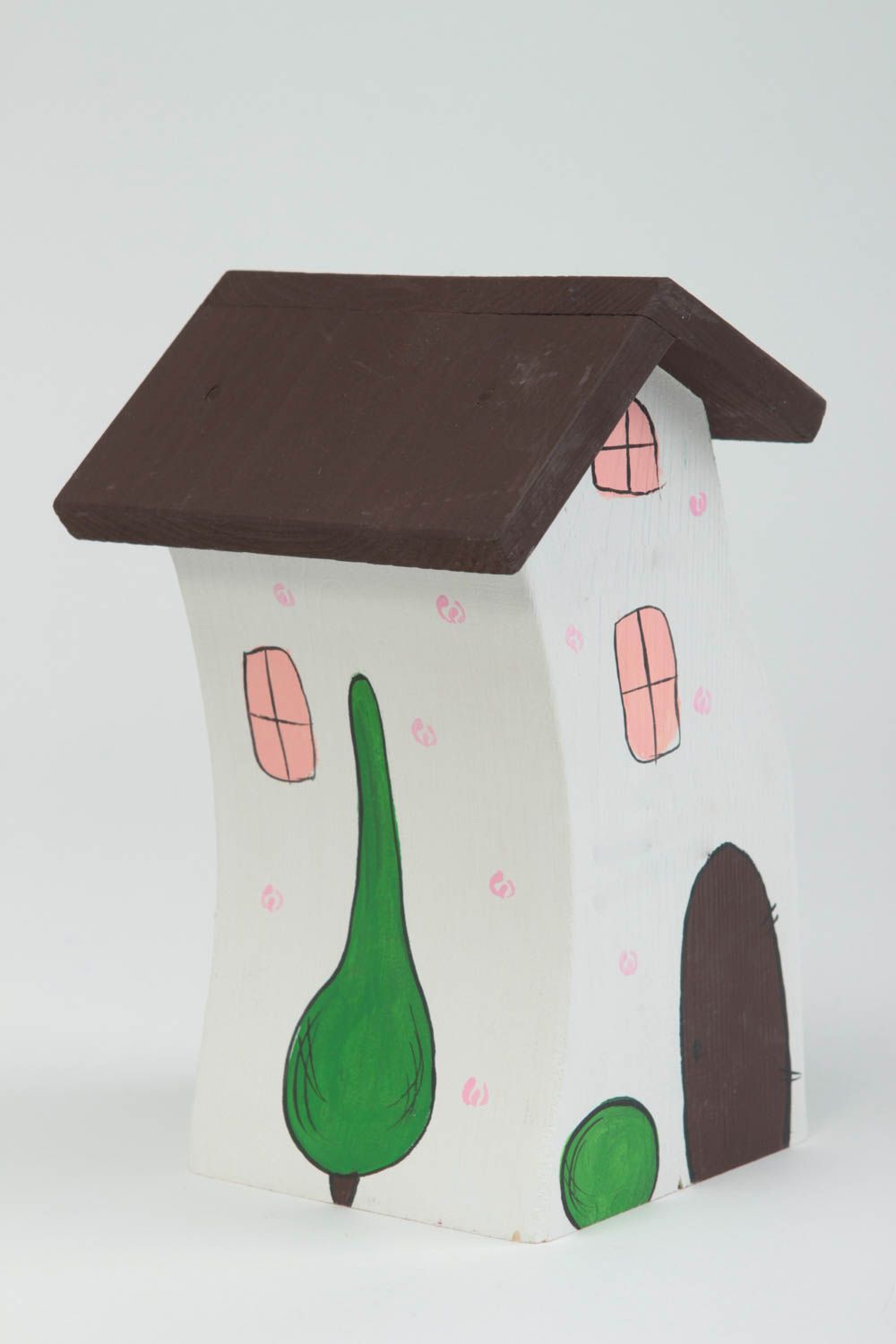 Деревянная фигурка домик для декора интерьера белый с темной крышей хэнд мейд фото 2