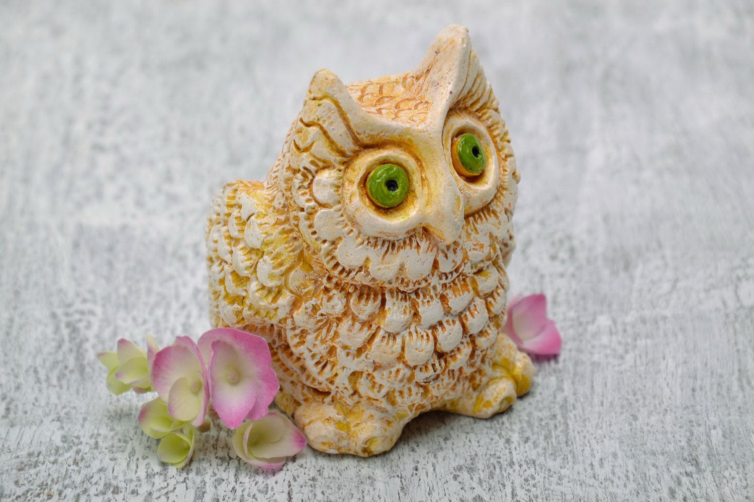 Statuette made of sculptural plaster in the form of owl photo 1