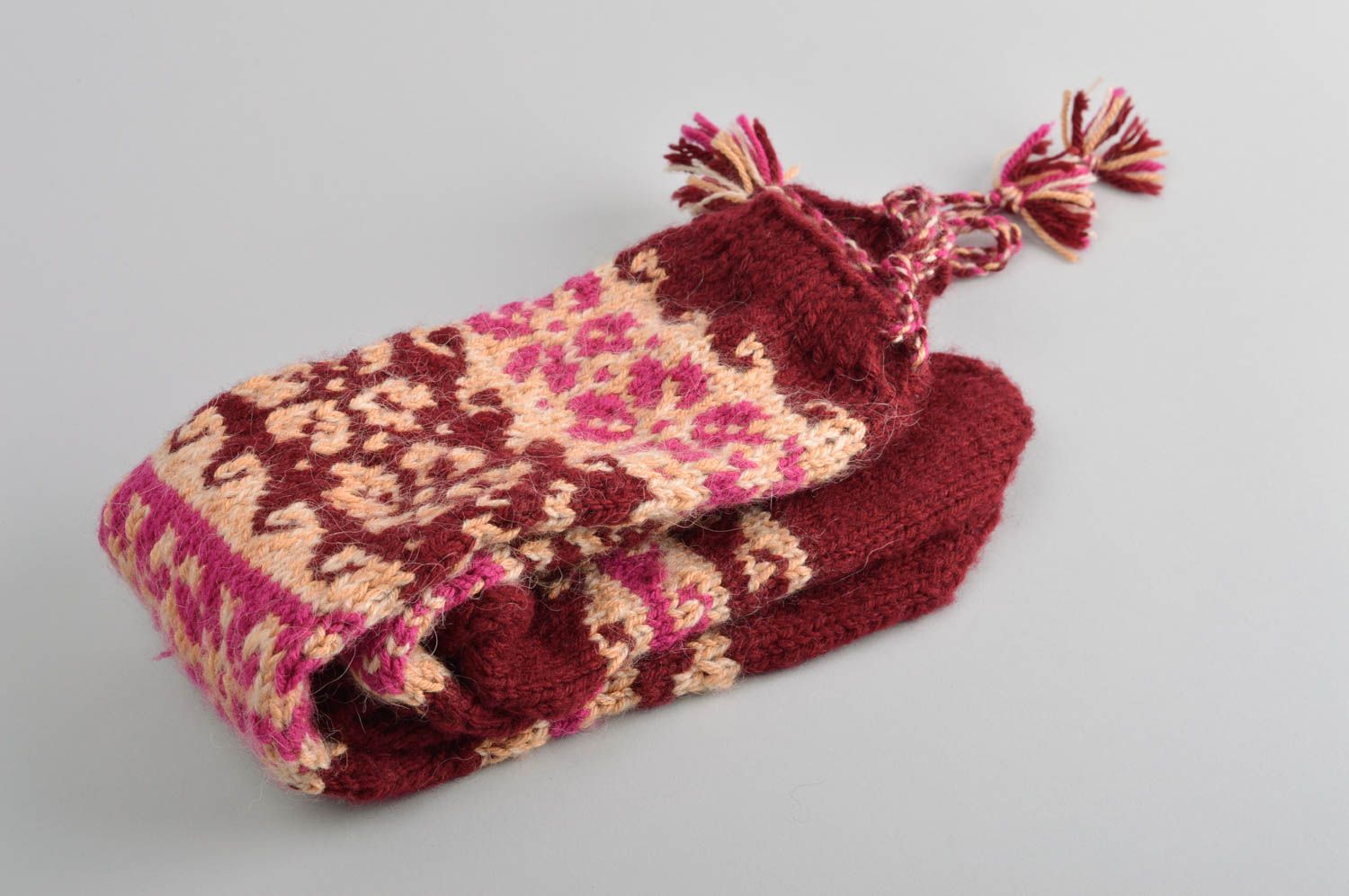 Chaussettes en laine femme faites main bordeaux à motifs Vêtements hiver femme photo 5