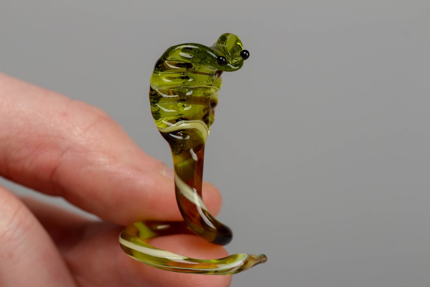 Figurine en verre au chalumeau Cobra verte faite main photo 4