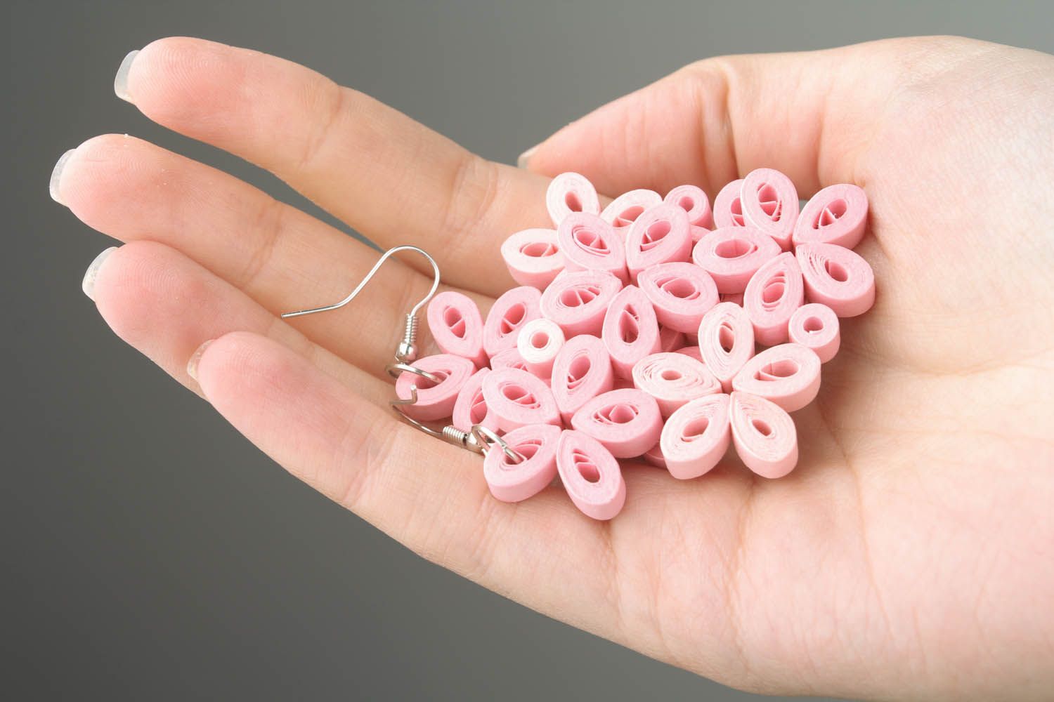 Pink openwork earrings photo 5