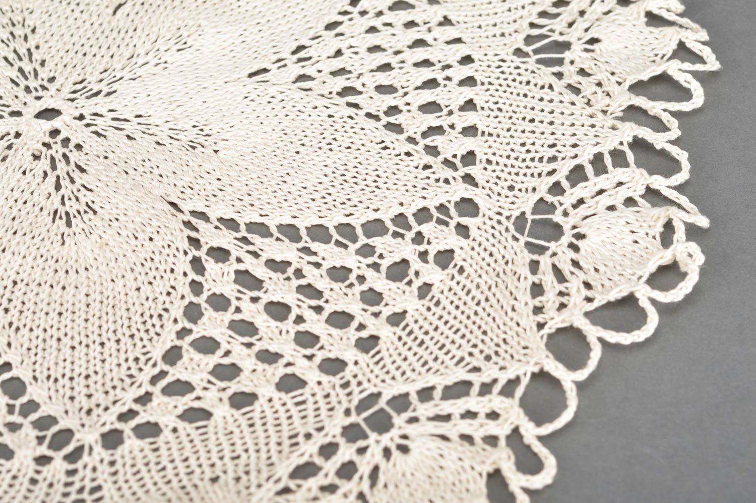 Servilleta tejida a ganchillo original hecha a mano de algodón de color crema foto 5
