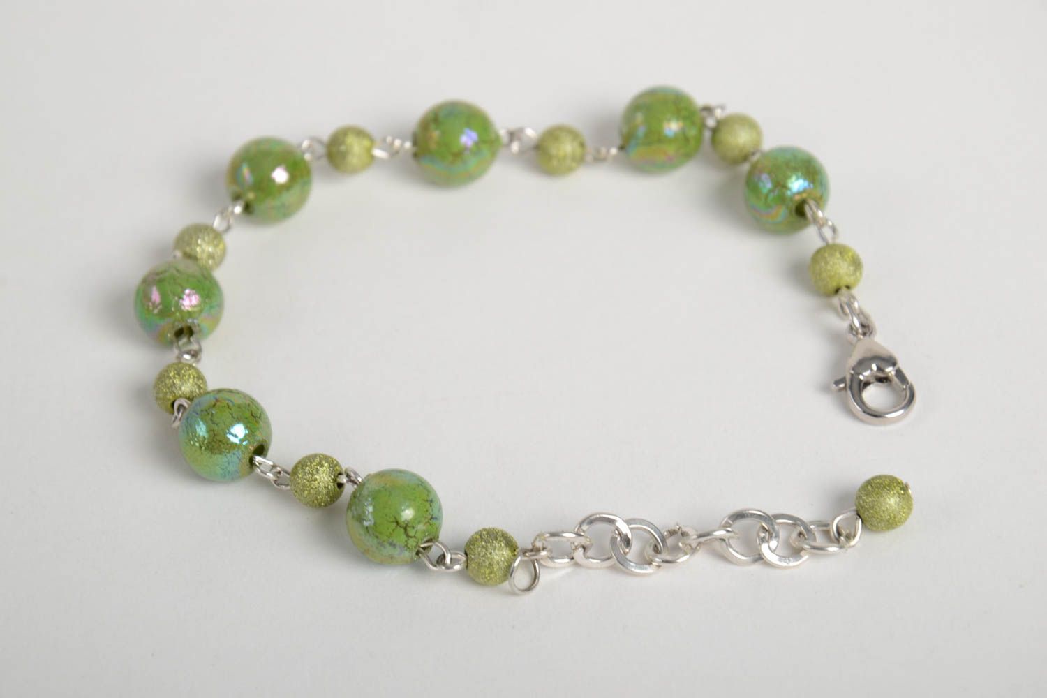 Handmade green wrist bracelet feminine designer bracelet elegant jewelry photo 3