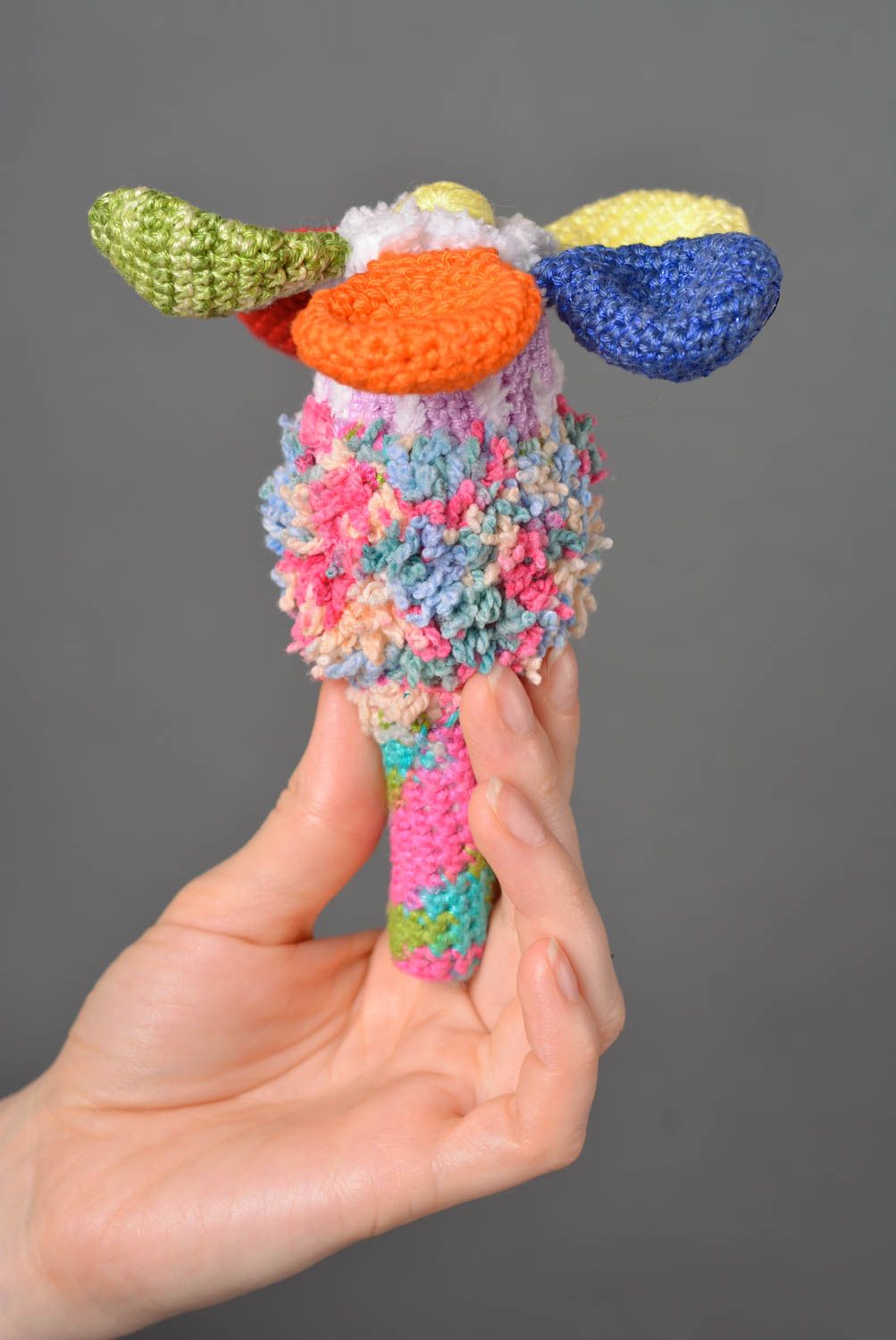Handmade Häkel Kuscheltier Rassel Spielzeug Geschenk Idee Blume aus Stoff bunt foto 3