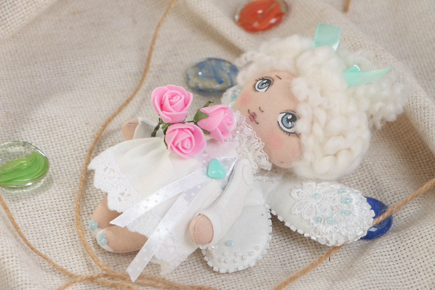 Stoff Spielzeug Engel im Kleid aus Baumwolle handgemacht für Interieur  foto 1