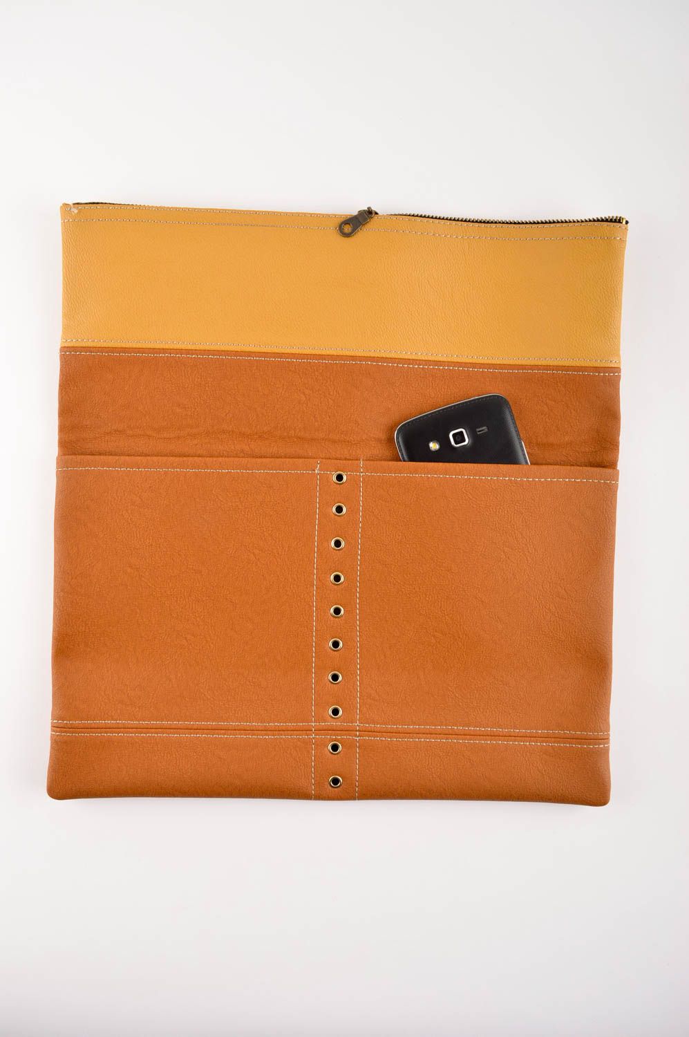 Bolso de mano beige clutch cartera hecho a mano accesorio de mujer elegante foto 2
