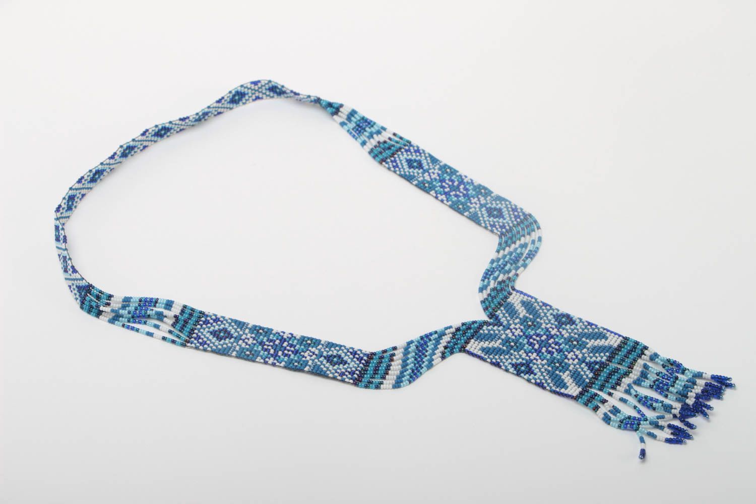 Collier en perles de rocaille bleu à motif fait main long style ethnique photo 2