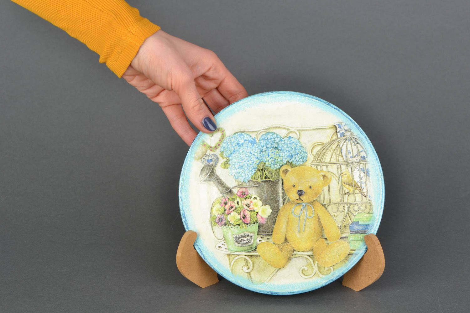 Decorative decoupage plate Bear photo 2