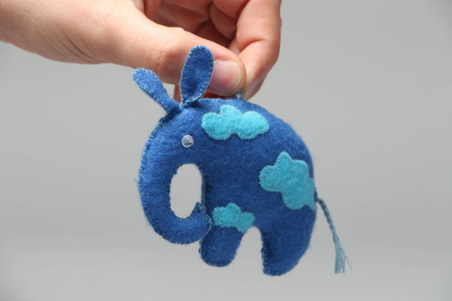 Juguete de fieltro artesanal Elefante azul colgante decorativo foto 4