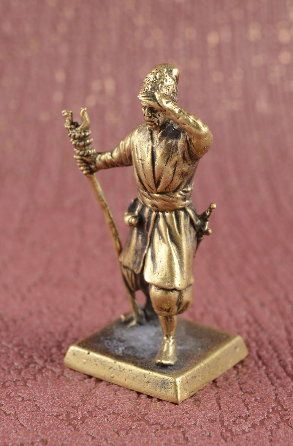 Декор для дома ручной работы бронзовая статуэтка металличсекая фигурка казака фото 1
