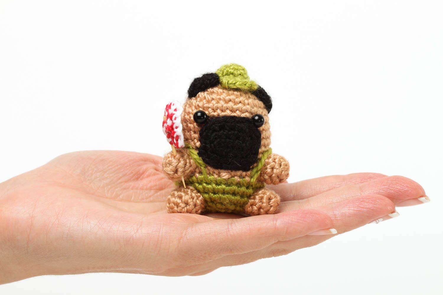 Jouet carlin Peluche faite main chien miniature tricoté design Cadeau enfant photo 5