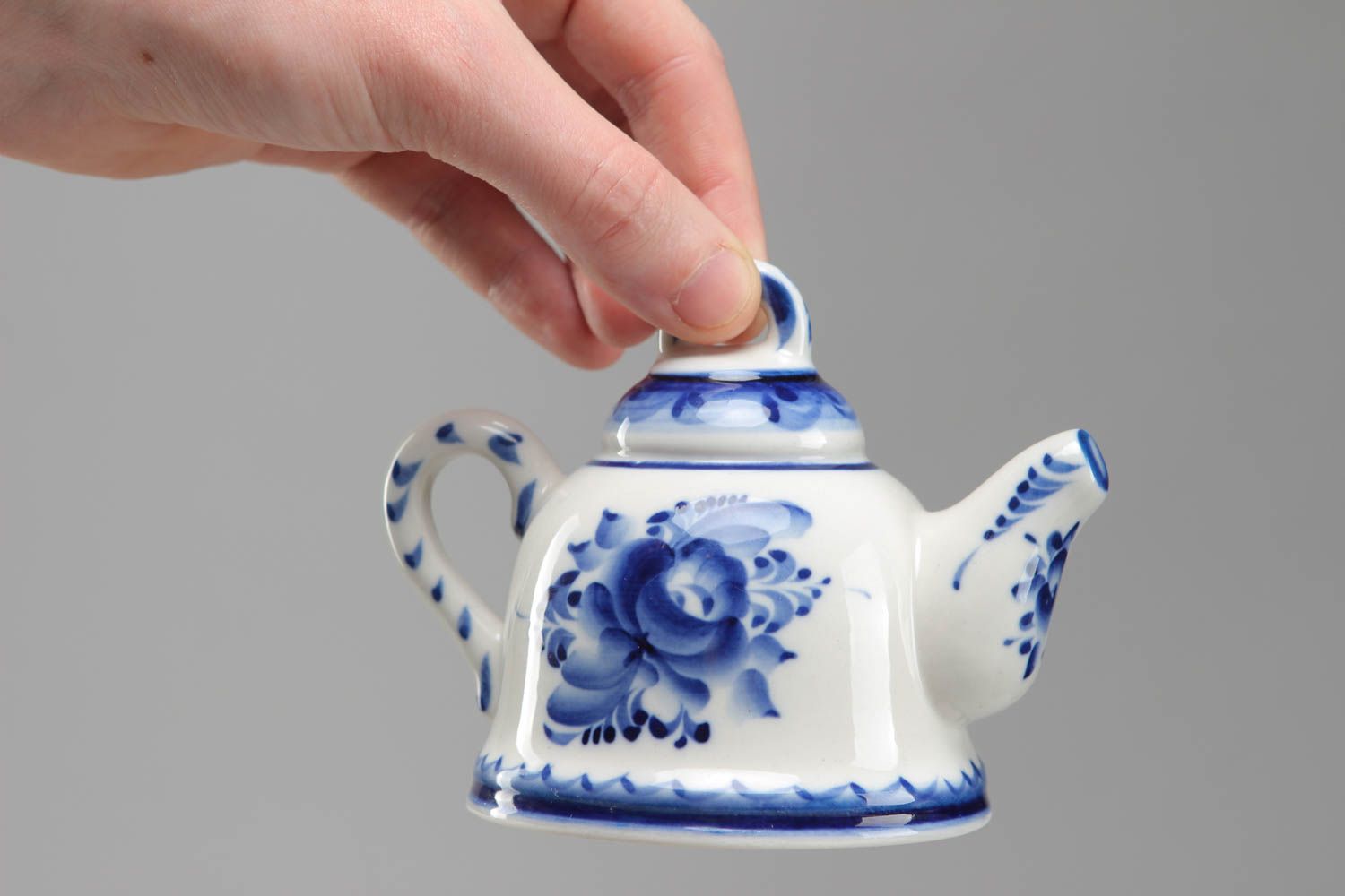 Gzhel porcelain bell in the shape of teapot photo 4