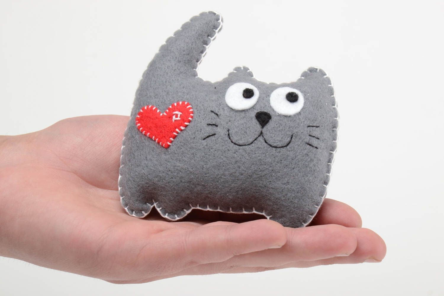 Handmade cute small felt soft toy gray cat with red heart for little kids photo 5