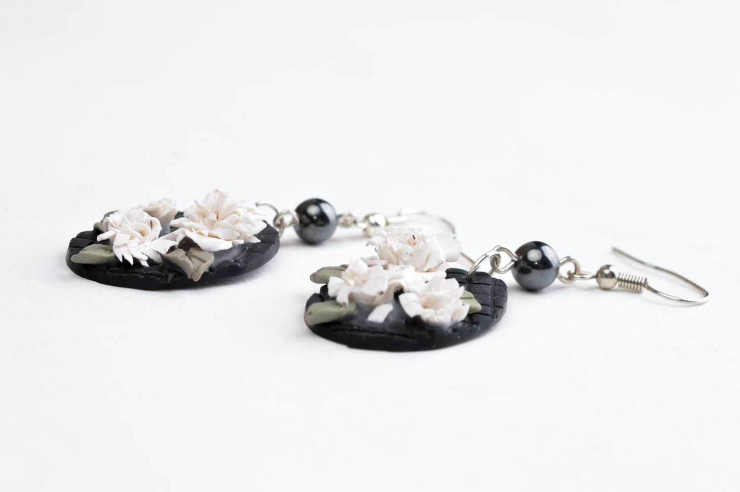 Zarte runde Blumen Ohrringe handmade Polymer Schmuck Accessoire für Frauen foto 3