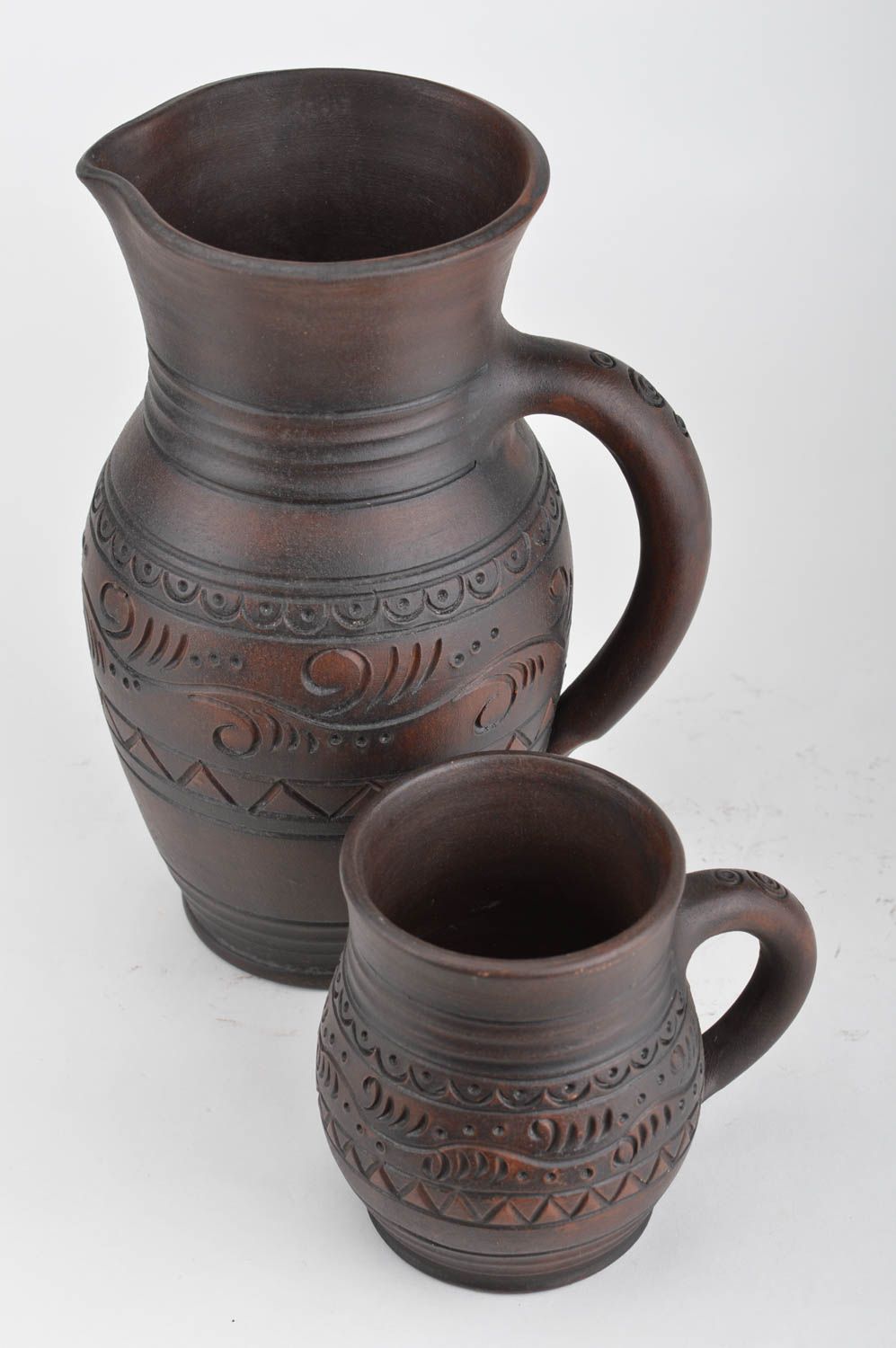 Глиняный кувшин для воды 2.2 л и чашка набор из 2 штук коричневый ручной работы фото 5