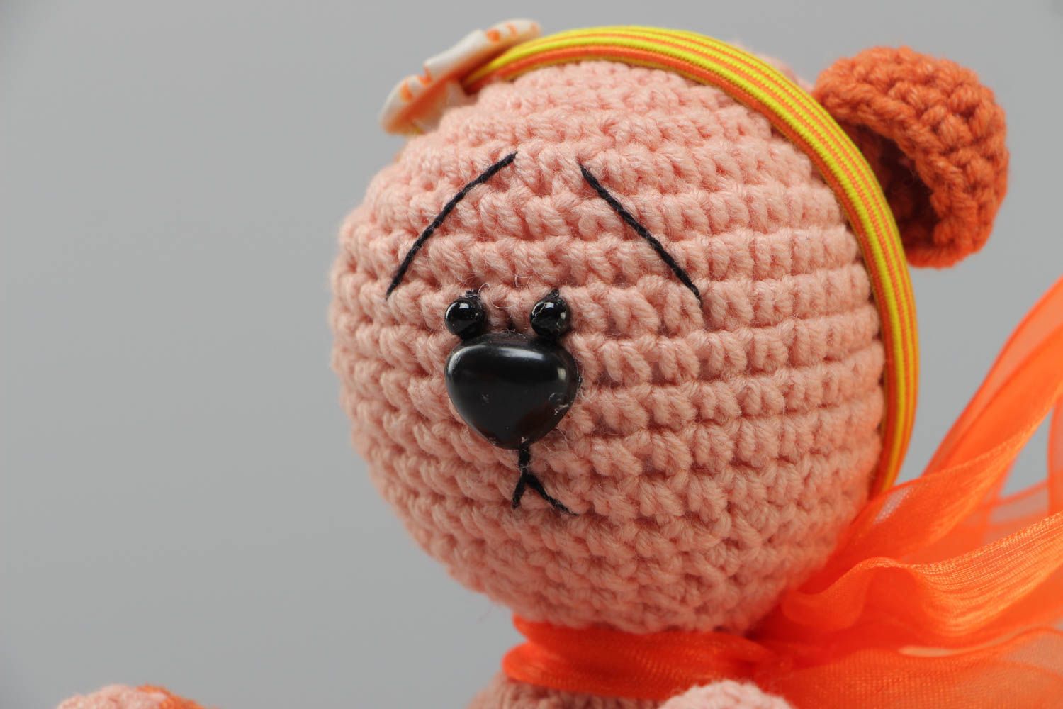 Jouet mou Ourson tricoté de fils acryliques au crochet petit orange fait main photo 3