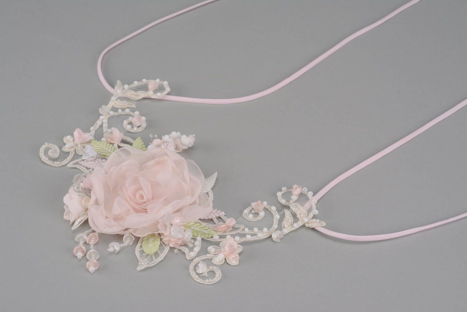 Lace necklace with beads photo 3
