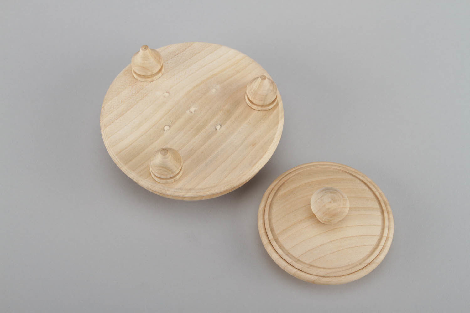 Runde handmade Roh-Holzschatulle für Verzierung
 foto 3