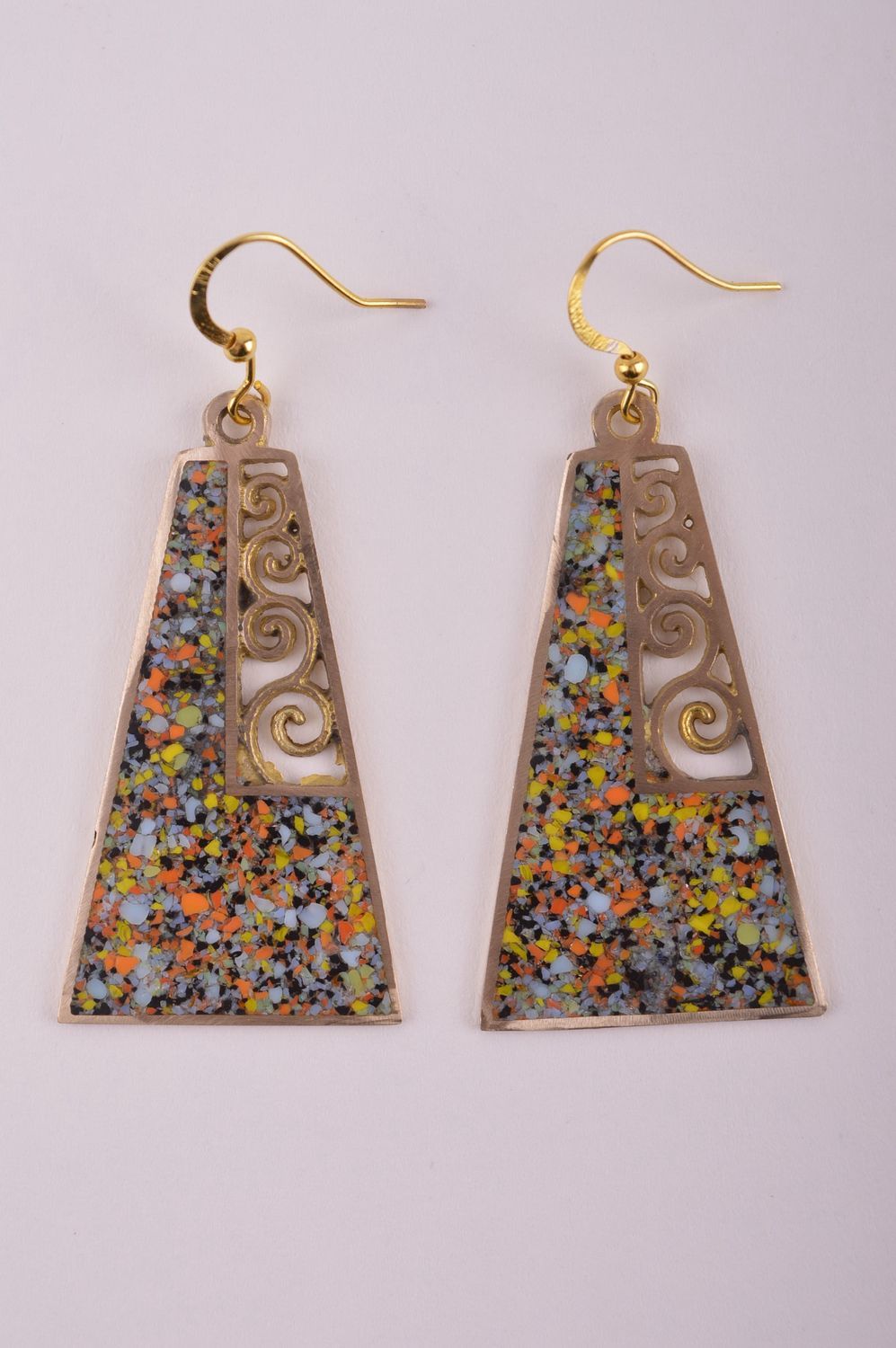 Aretes artesanales pendientes de latón con piedras accesorio de moda para mujer foto 3