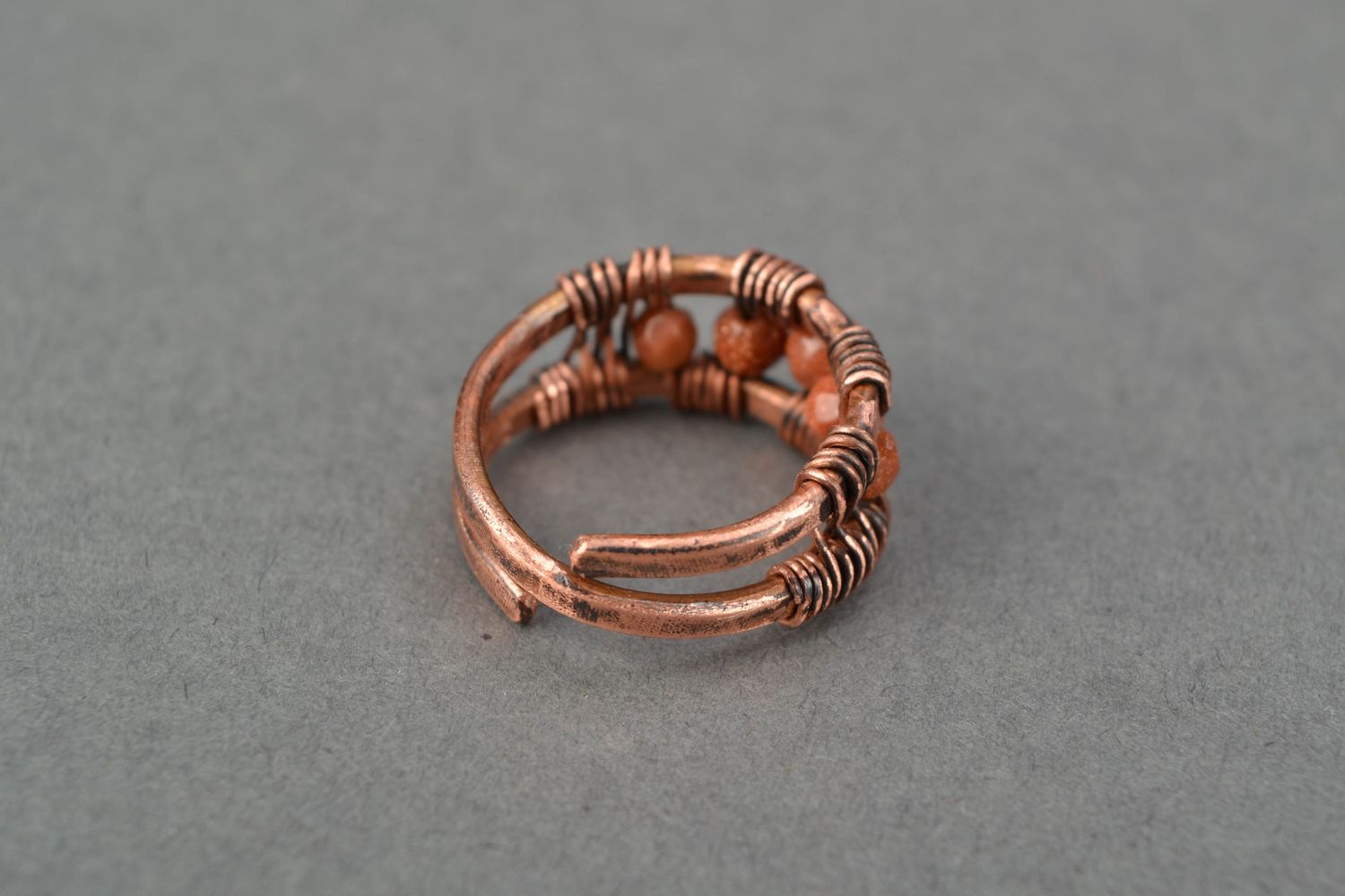 Медное кольцо в технике wire wrap с авантюрином фото 4