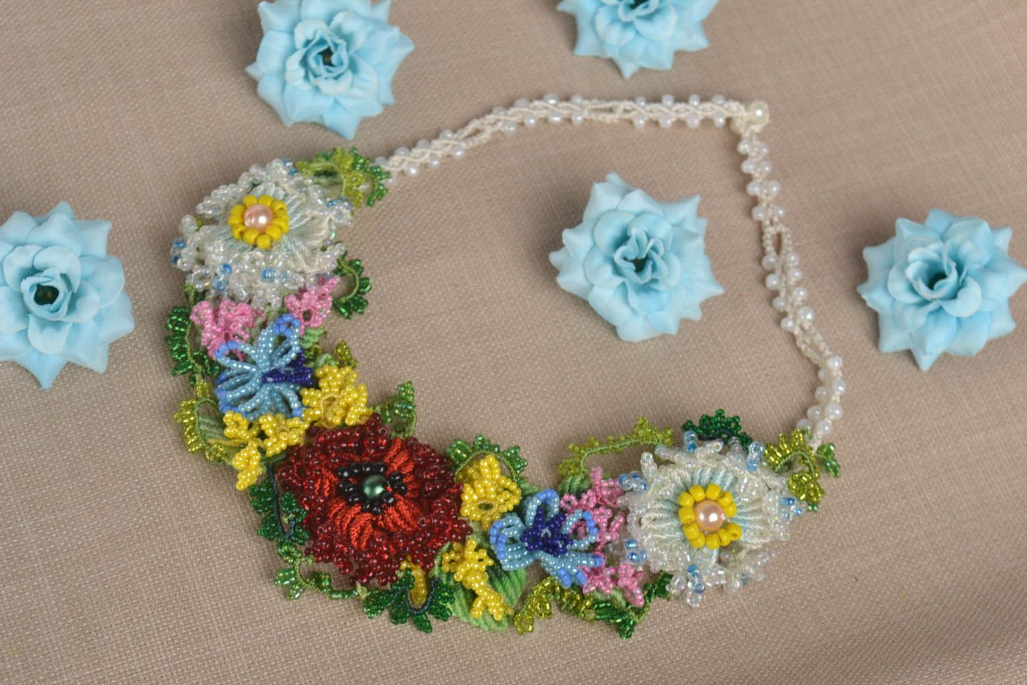 Modeschmuck Collier handmade Damen Halskette Glasperlen Schmuck bunt mit Blumen foto 1