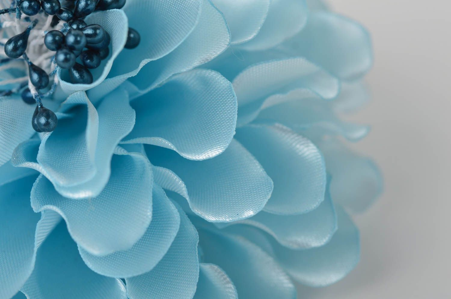 Barrette cheveux fait main Broche fleur Accessoire femme bleu clair belle photo 2