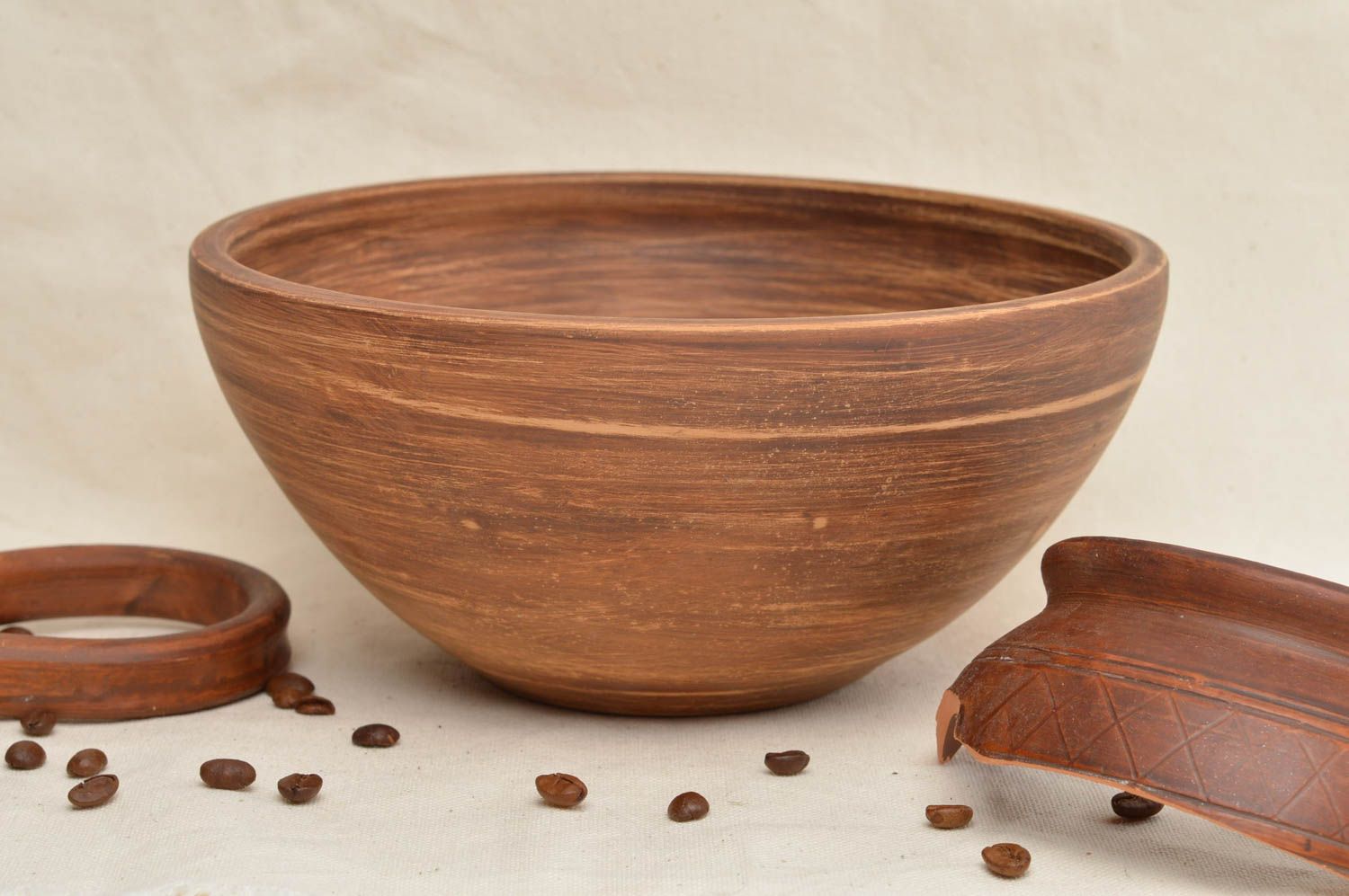 Designer ceramic salad bowl stylish kitchenware handmade plate made of clay photo 1
