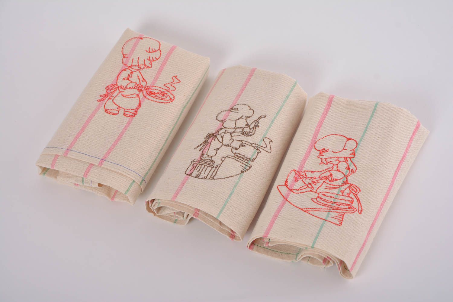 Asciugamani da cucina originali fatti a mano di stoffa naturale con ricamo foto 1