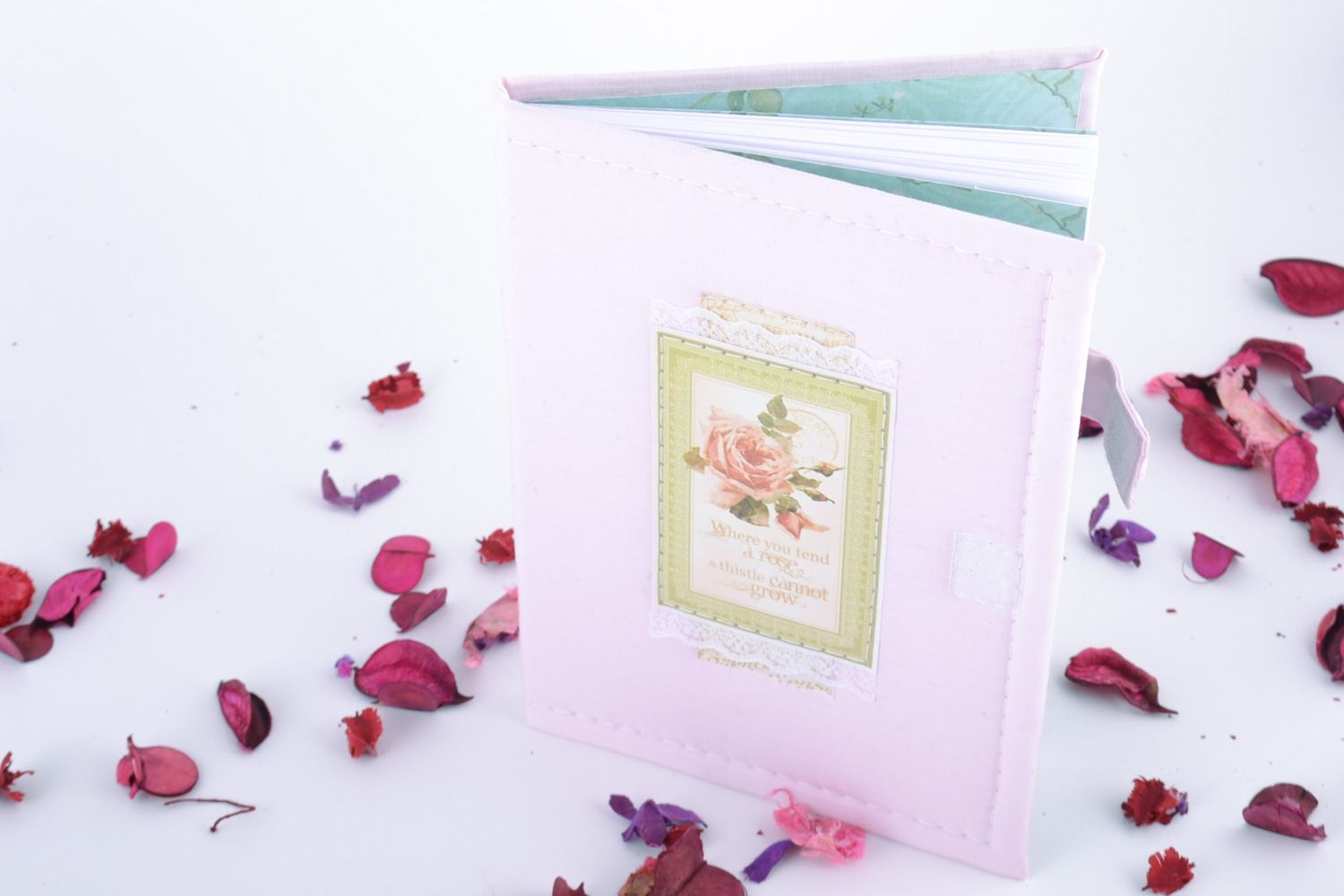 Красивый блокнот с тканевой обложкой и изображением розы винтажный фото 3