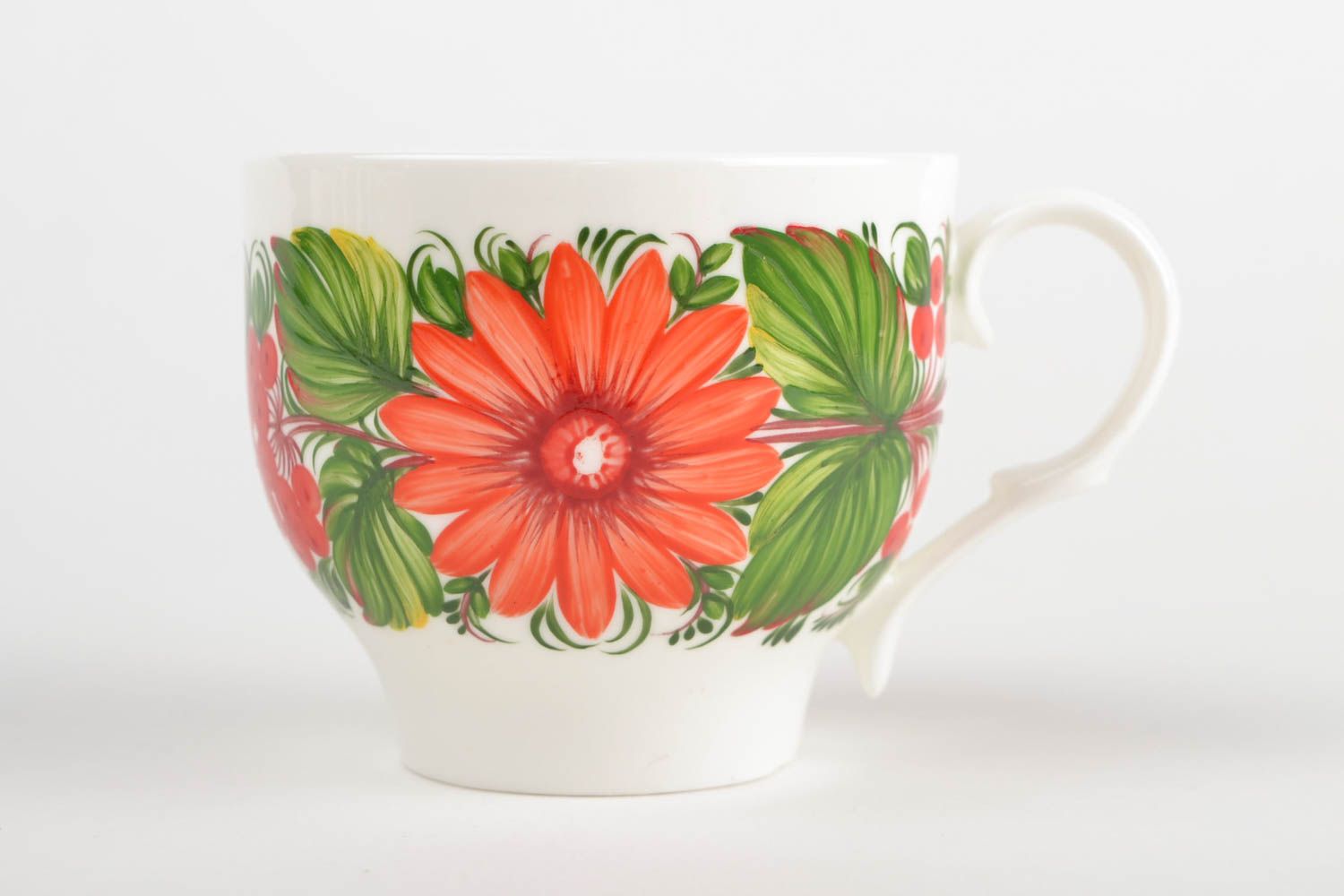 8 oz ceramic porcelain white coffee cup with Russian floral pattern in red and green color photo 3