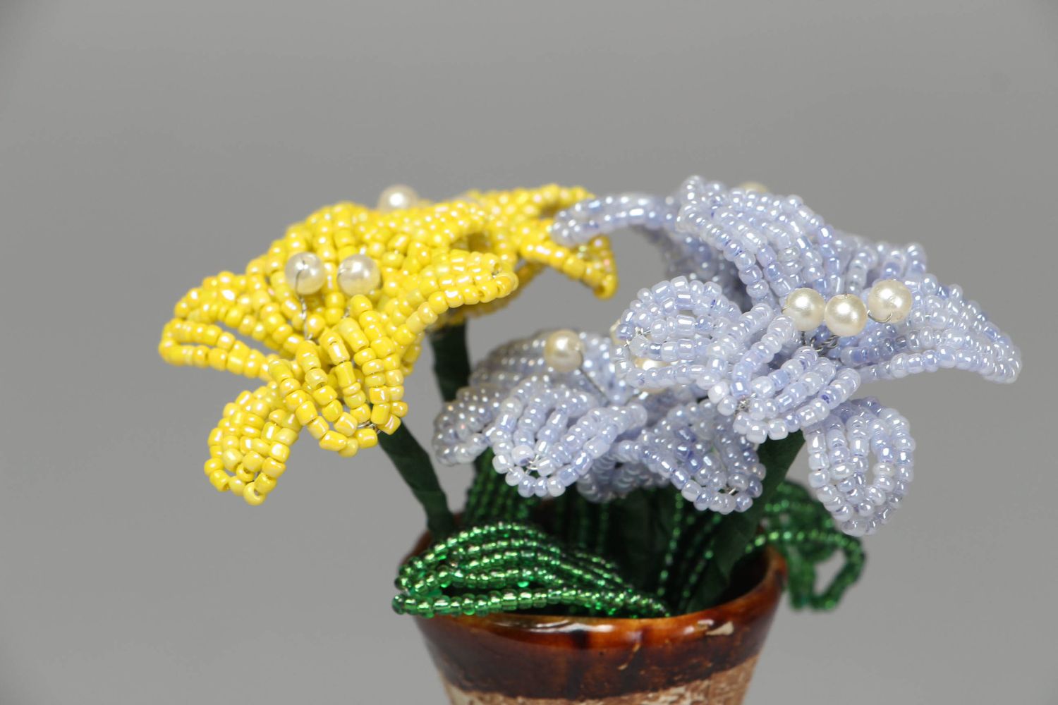 Fleurs artificielles en perles de rocaille faites main photo 2