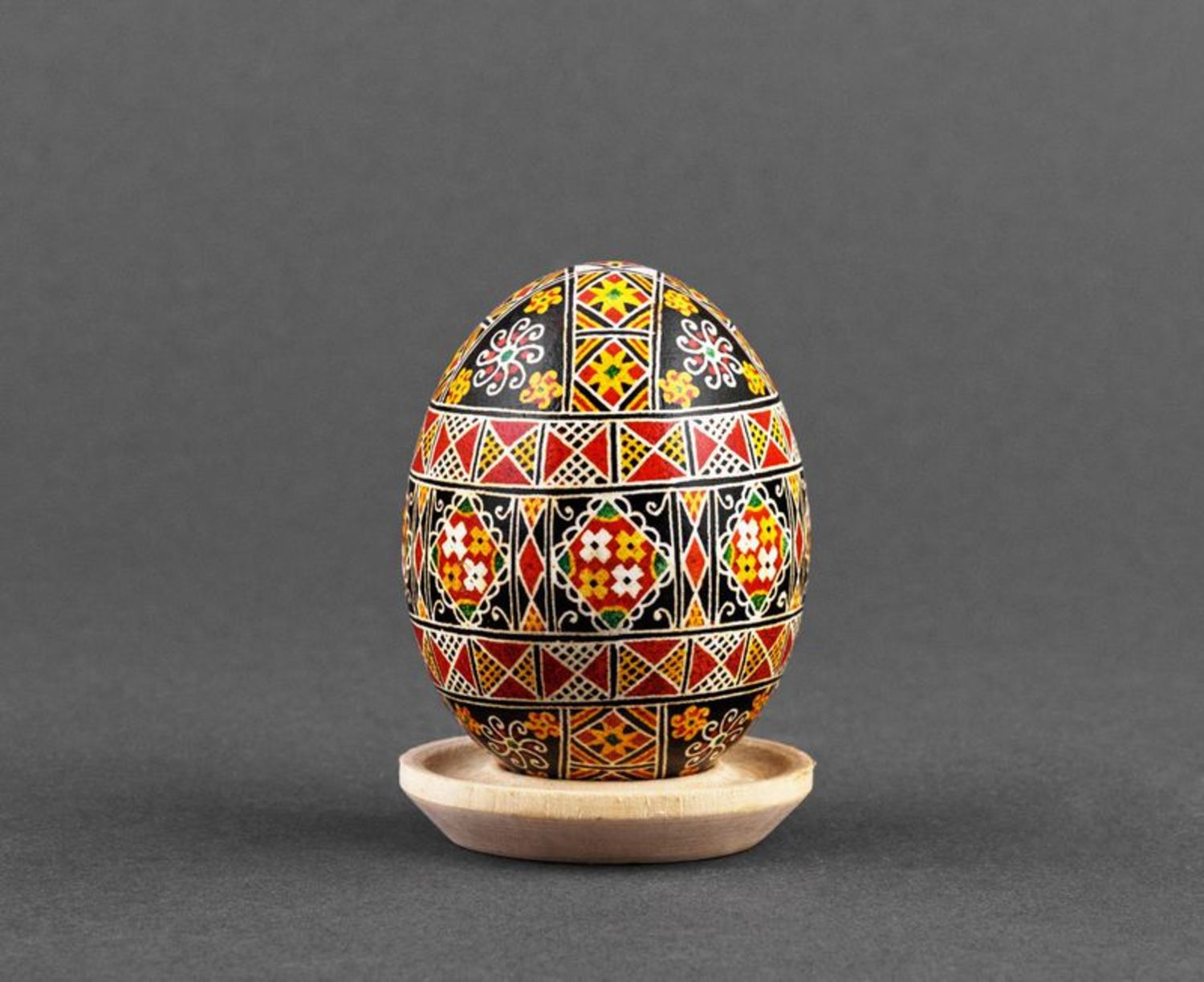 Пасхальное яйцо с росписью  фото 2